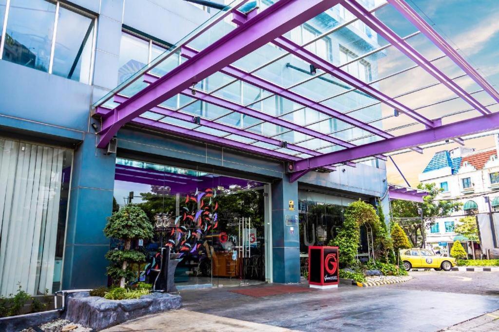G Suites Hotel By Amithya Surabaya Exterior foto