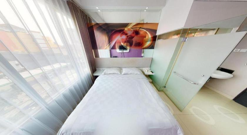 G Suites Hotel By Amithya Surabaya Exterior foto